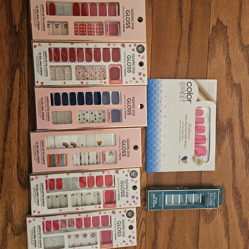 Dashing Diva Nail Strips Collection